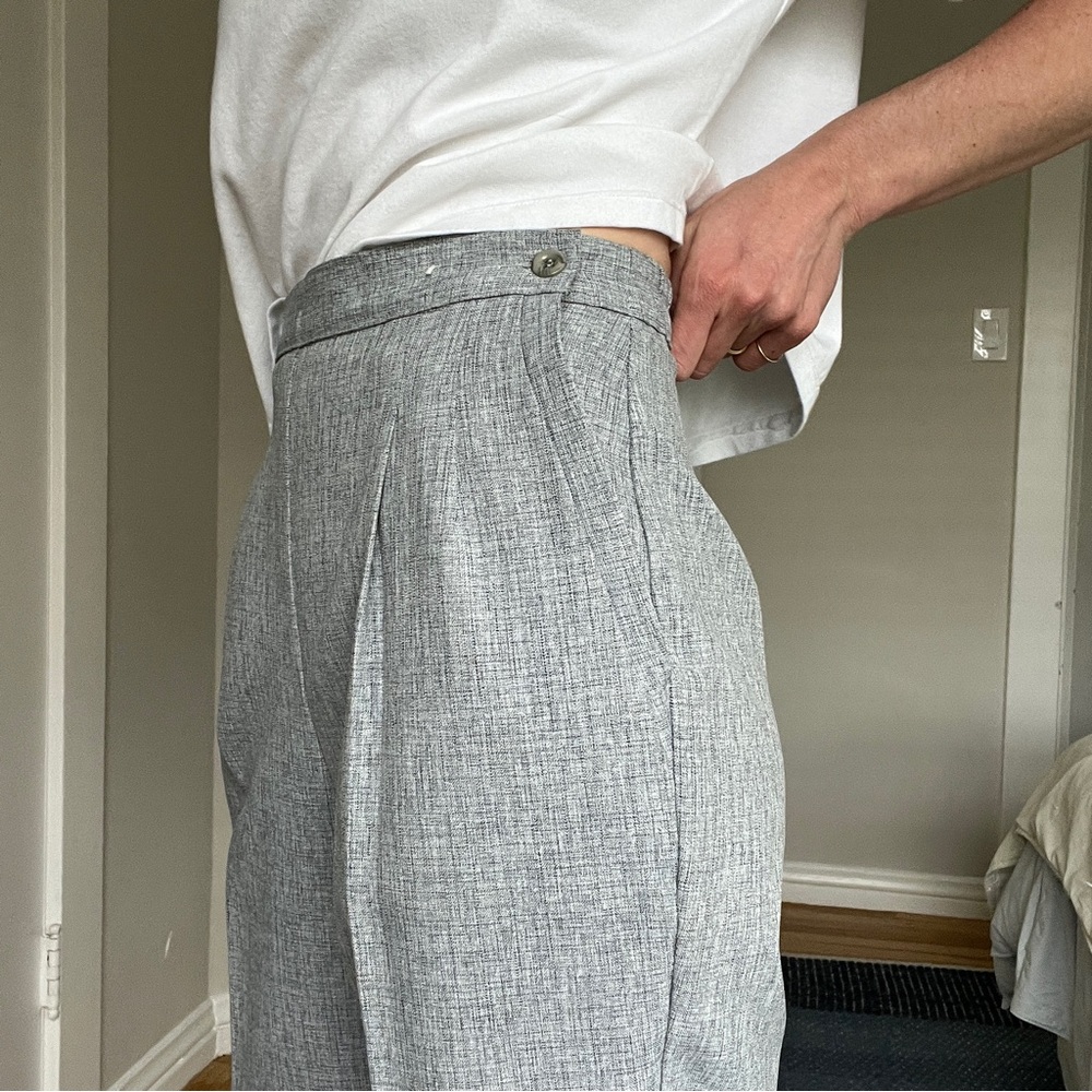 80’s Levi’s Bend Over Grey Trousers | Size 25